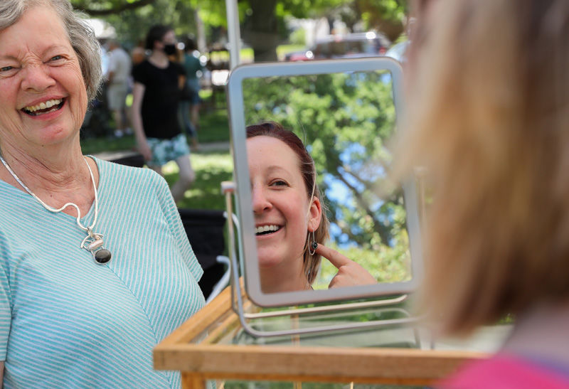 7-11 Art in the Park